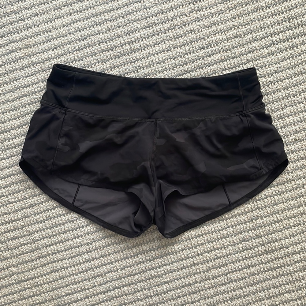 Camo lululemon shorts
